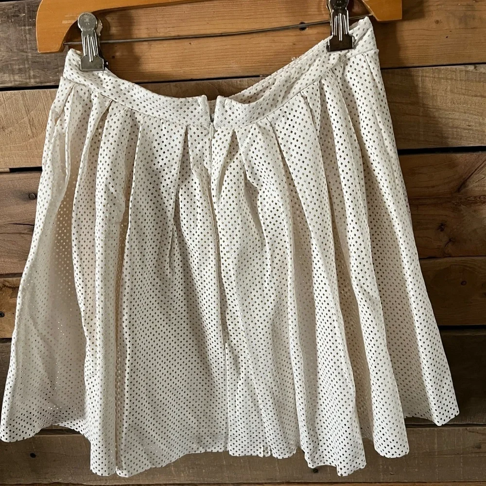 💰 Ivory Perforated Skirt Faux Leather Mini
